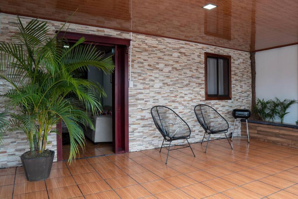 Вілла Tony'S House La Fortuna Екстер'єр фото